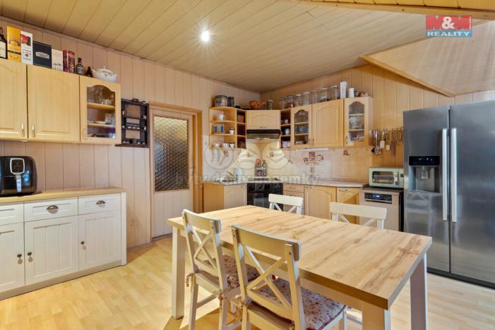 Prodej rodinného domu, Dětřichov, 320 m2