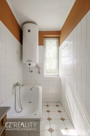 Prodej rodinného domu, Praha - Lipence, Na Bambouzku, 308 m2