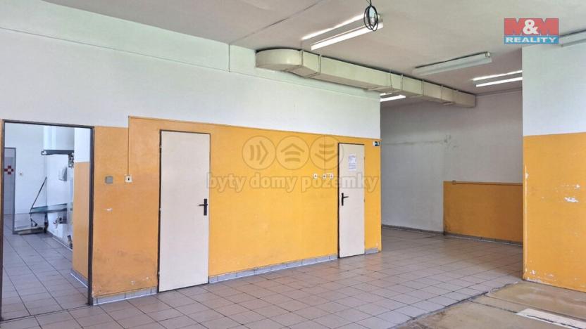 Pronájem obchodního prostoru, Česká Lípa, 28. října, 164 m2