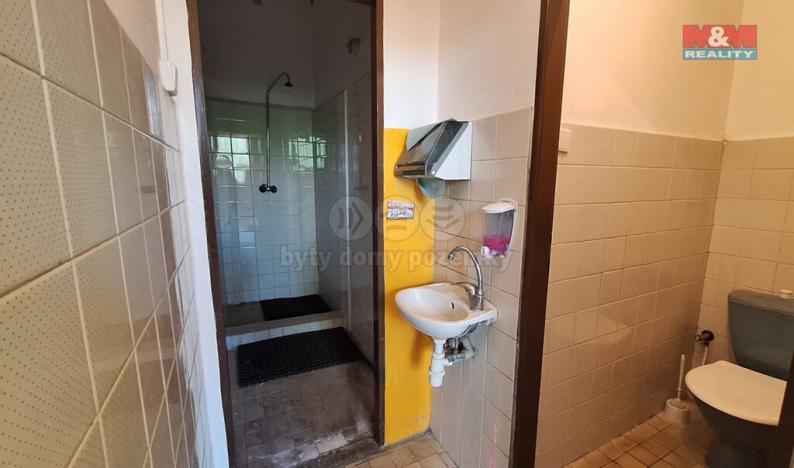 Pronájem obchodního prostoru, Česká Lípa, 28. října, 164 m2