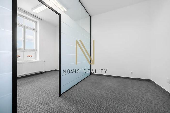 Pronájem kanceláře, Plzeň, Americká, 165 m2