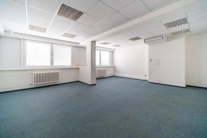 Pronájem kanceláře, Hradec Králové, Sušilova, 250 m2