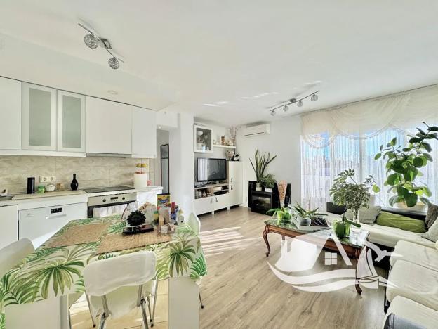 Prodej bytu 4+kk, Manilva, Španělsko, 81 m2