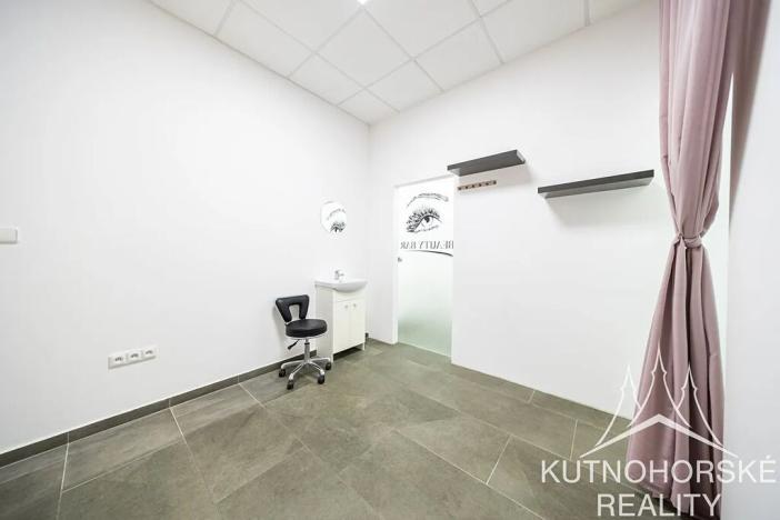 Prodej komerční nemovitosti, Kutná Hora, Zvěřinova, 317 m2