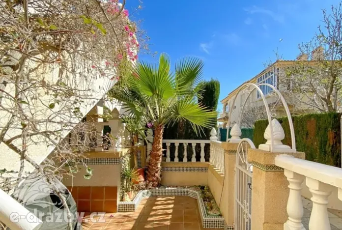 Prodej bytu 2+kk, Torrevieja, Španělsko, 49 m2