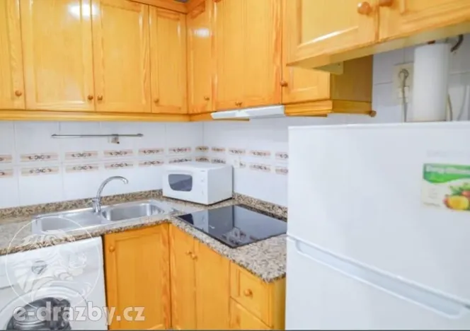 Prodej bytu 1+kk, Torrevieja, Španělsko, 33 m2