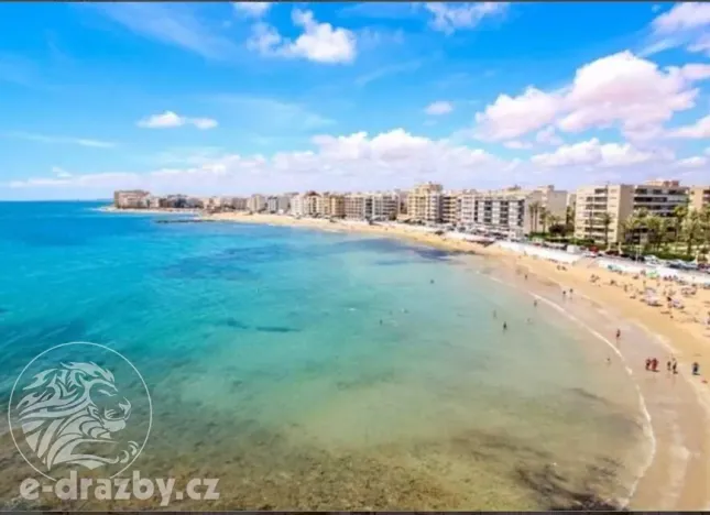 Prodej bytu 3+1, Torrevieja, Španělsko, 90 m2