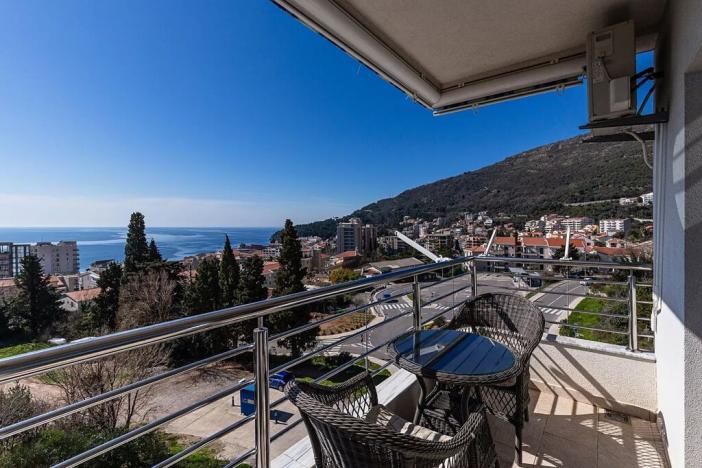 Prodej bytu 3+kk, Petrovac, Černá Hora, 53 m2