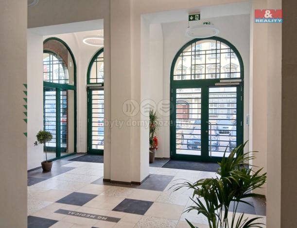 Pronájem obchodního prostoru, Opava - Město, Masarykova třída, 20 m2