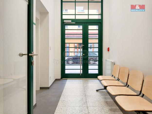 Prodej obchodního prostoru, Opava - Město, Masarykova třída, 80 m2