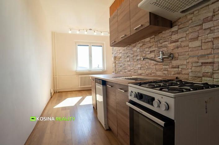 Pronájem bytu 3+1, Kynšperk nad Ohří, náměstí SNP, 58 m2