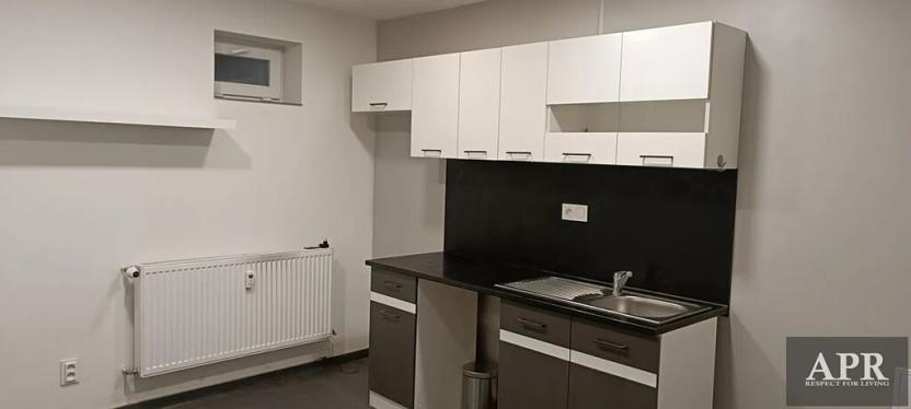 Pronájem komerční nemovitosti, Uherský Brod, Hradišťská, 12 m2