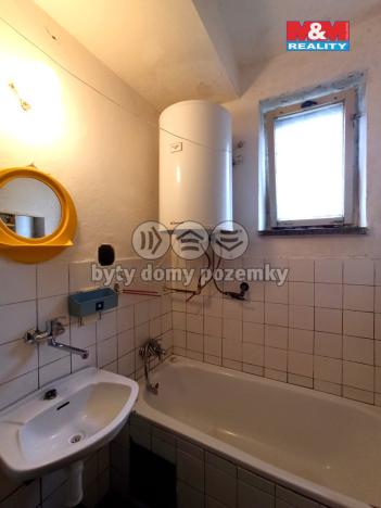 Prodej bytu 3+1, Lužice, 75 m2