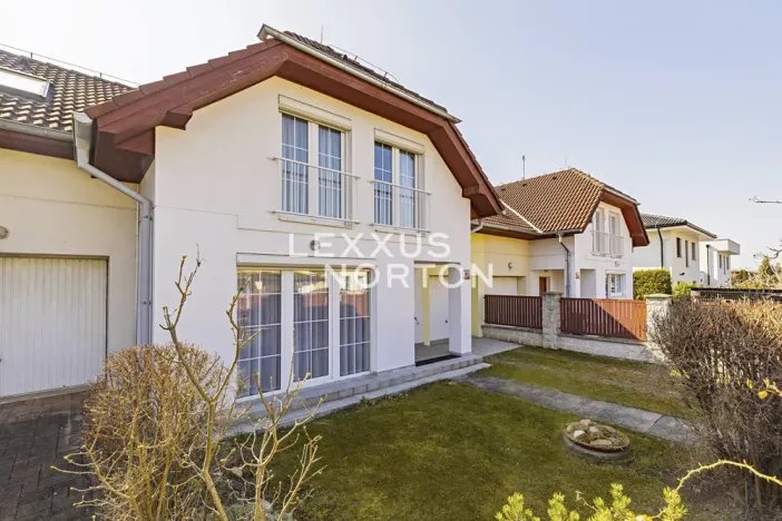 Prodej rodinného domu, Praha - Újezd nad Lesy, Donínská, 153 m2