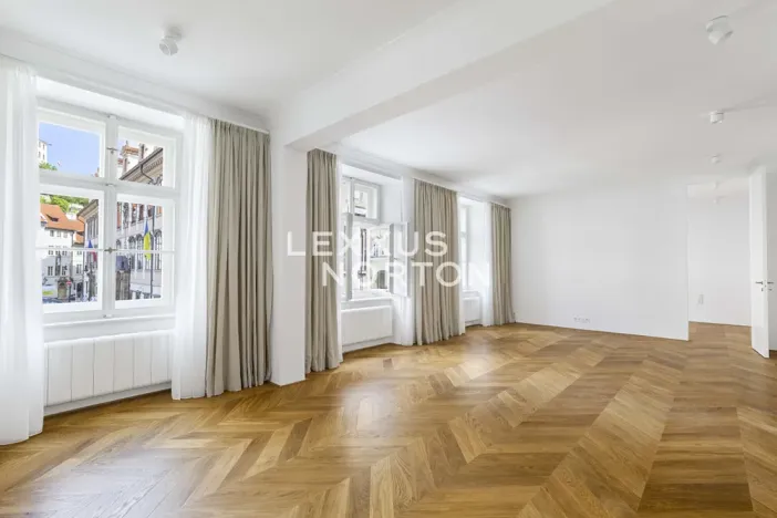 Prodej bytu 3+kk, Praha - Malá Strana, Valdštejnské náměstí, 117 m2