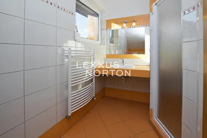 Pronájem rodinného domu, Praha - Nebušice, K Hlásku, 400 m2