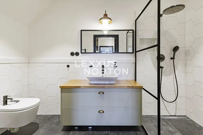 Prodej rodinného domu, Číčovice, 403 m2