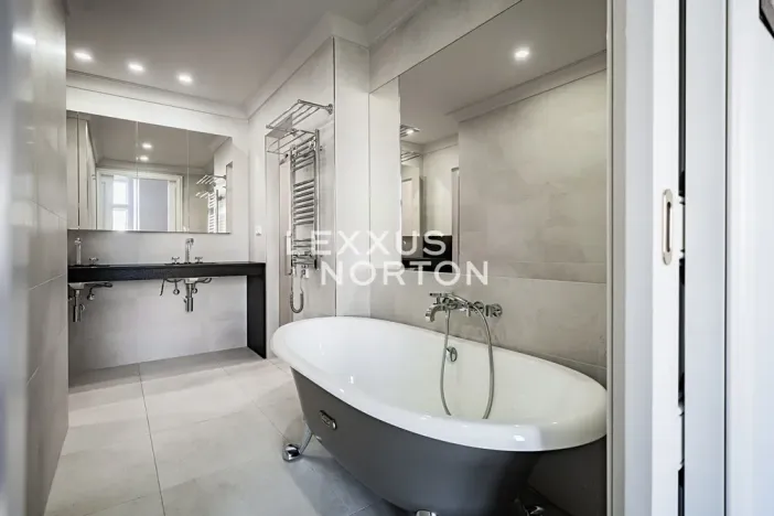 Prodej bytu 4+kk, Praha - Vinohrady, Chodská, 143 m2