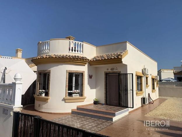 Prodej rodinného domu, Guardamar del Segura, Španělsko, 68 m2