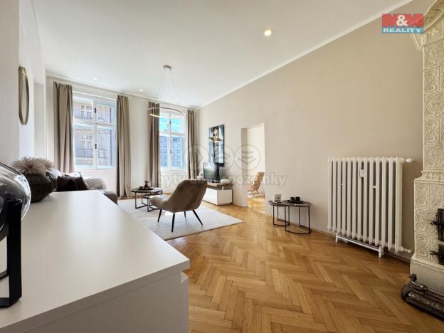 Pronájem bytu 2+1, Karlovy Vary, Tržiště, 51 m2