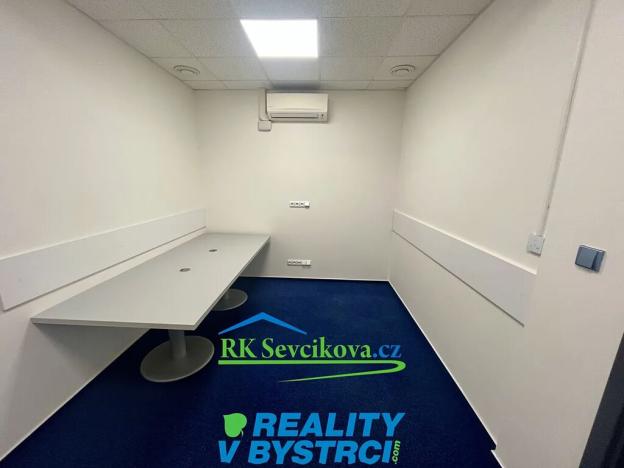Pronájem kanceláře, Brno, Kubíčkova, 150 m2