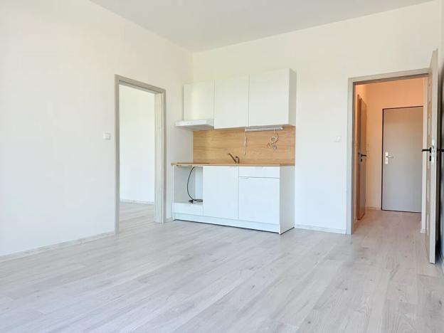 Pronájem bytu 2+kk, Milovice, Slepá, 40 m2