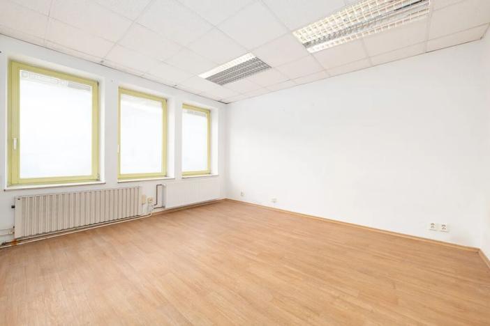Pronájem kanceláře, Brno, Malínská, 179 m2