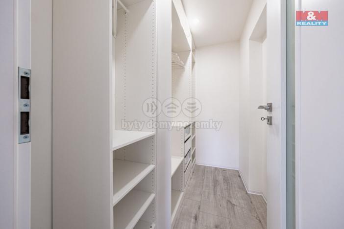 Prodej rodinného domu, Kunice, Do Žlábek, 340 m2