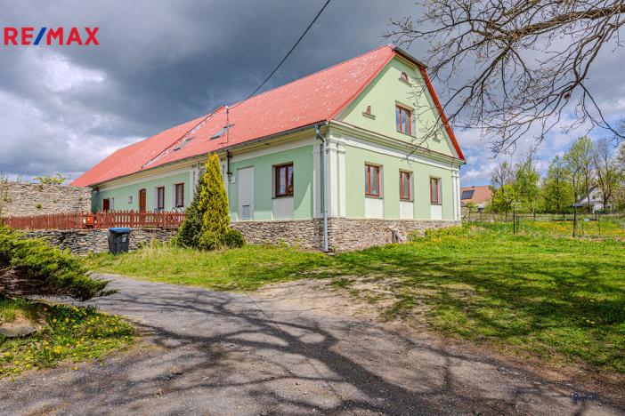 Prodej rodinného domu, Razová, 460 m2