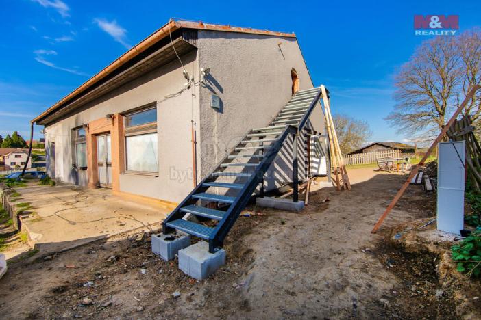 Prodej rodinného domu, Neuměř, 188 m2