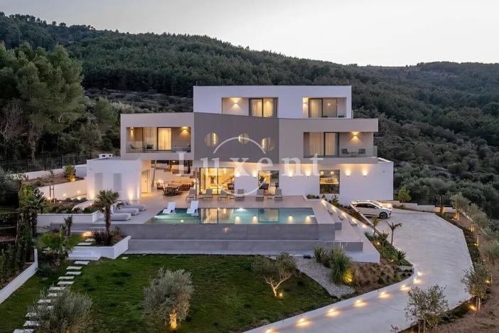 Prodej vily, Trogir, Chorvatsko, 500 m2