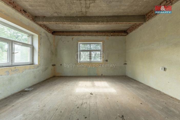 Prodej rodinného domu, Nová Ves u Bakova, 720 m2