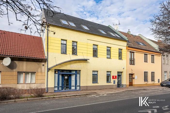 Pronájem komerční nemovitosti, Pardubice, Husova, 371 m2