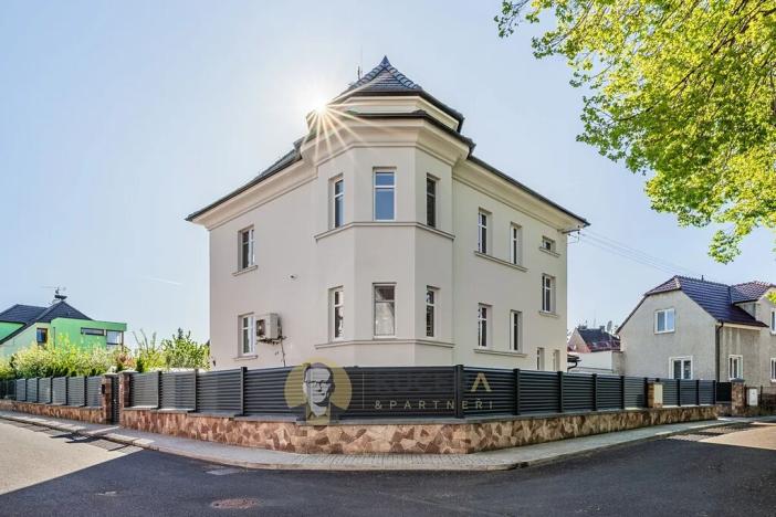 Prodej kanceláře, Lovosice, Sukova, 310 m2
