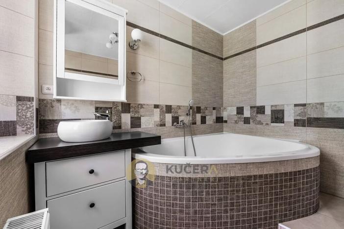 Prodej kanceláře, Lovosice, Sukova, 310 m2