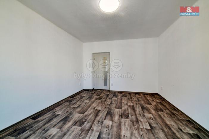 Prodej bytu 4+1, Cheb, Májová, 121 m2