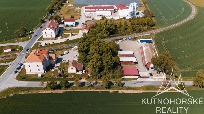 Prodej pozemku pro bydlení, Červené Pečky, 2190 m2