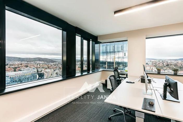 Pronájem kanceláře, Brno, Šumavská, 203 m2
