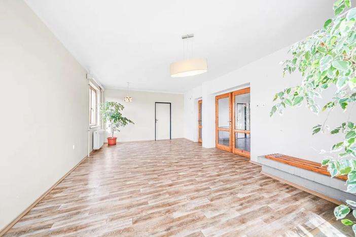 Prodej rodinného domu, Dobříč, 320 m2