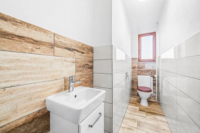 Prodej rodinného domu, Dobříč, 320 m2