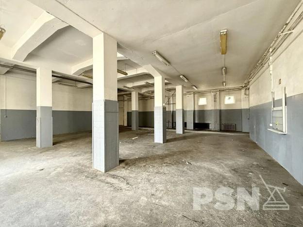 Pronájem skladu, Brno, Komárovské nábřeží, 678 m2
