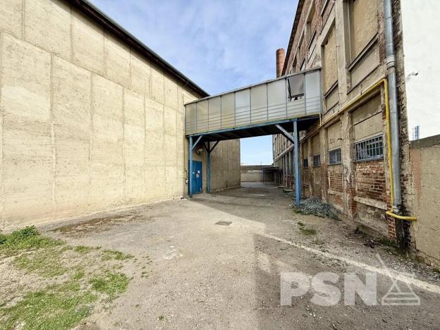 Pronájem skladu, Brno, Komárovské nábřeží, 678 m2