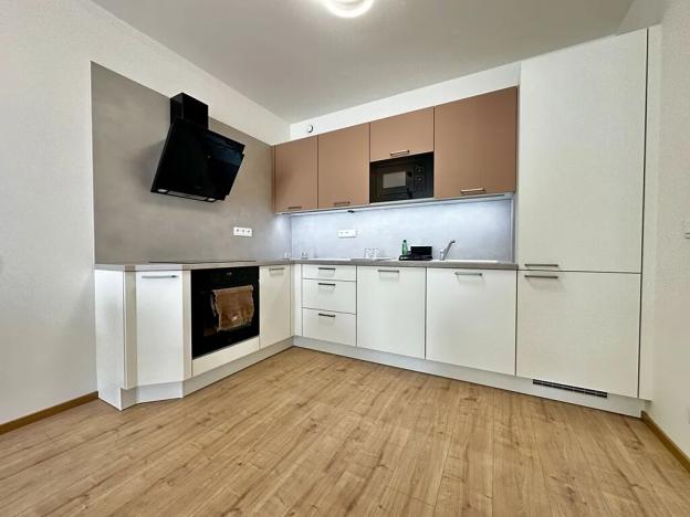 Pronájem bytu 2+kk, Praha - Hostavice, Českobrodská, 68 m2