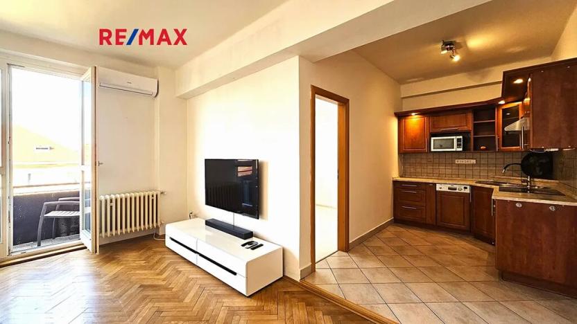 Pronájem bytu 3+kk, Praha - Nusle, U družstva Repo, 70 m2