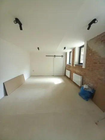 Pronájem kanceláře, Praha - Vokovice, Kladenská, 38 m2