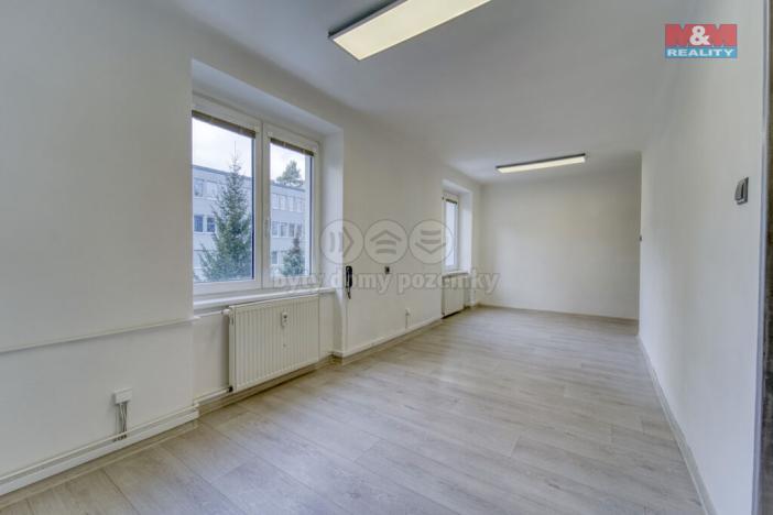 Pronájem kanceláře, Plzeň, Zikmunda Wintra, 44 m2