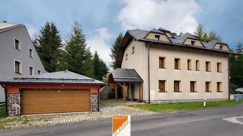 Prodej ubytování, Loučná pod Klínovcem, 370 m2