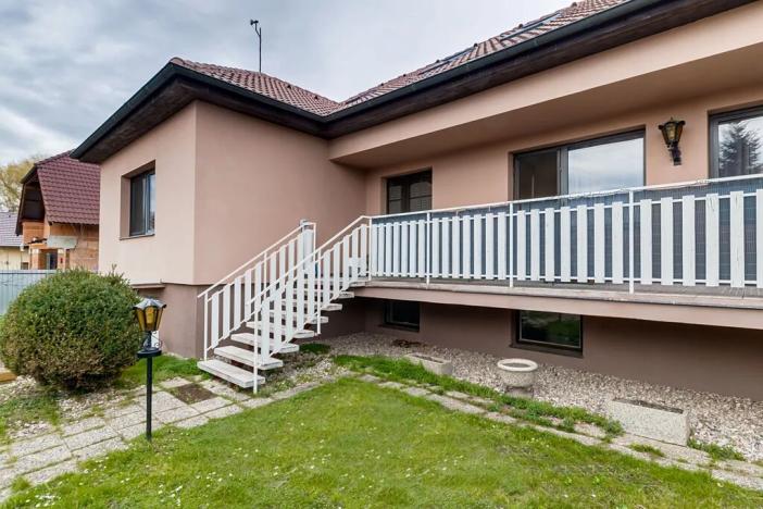 Prodej rodinného domu, Sokoleč, V Olšinkách, 244 m2