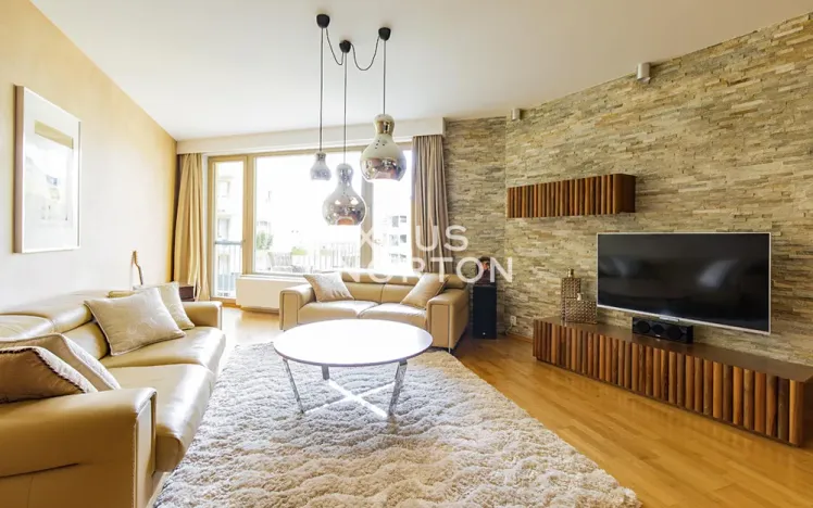 Pronájem bytu 4+kk, Praha - Žižkov, Jeseniova, 116 m2