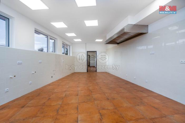 Prodej rodinného domu, Okrouhlo, 1076 m2